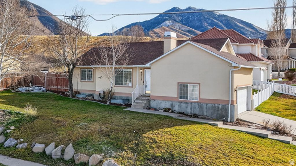 828 E VINE ST, Tooele, UT 84074