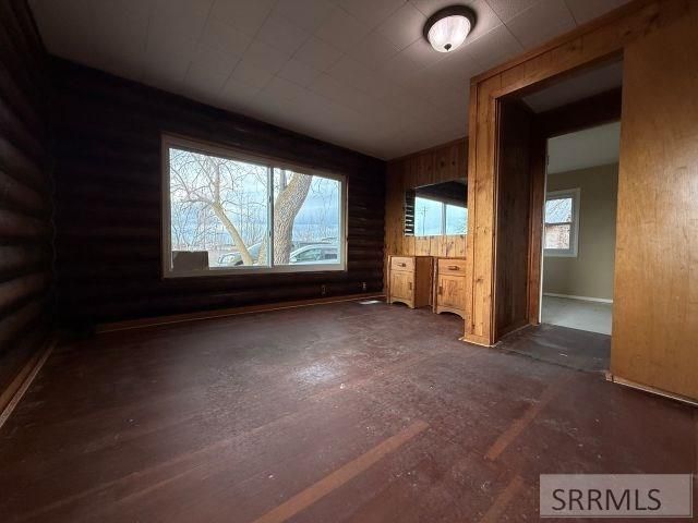 255 S 900 W, Blackfoot, ID 83221