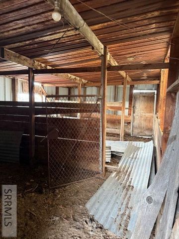 255 S 900 W, Blackfoot, ID 83221