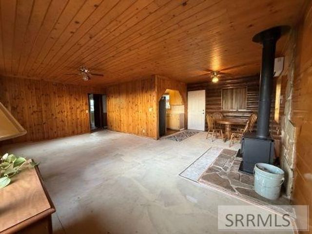 255 S 900 W, Blackfoot, ID 83221