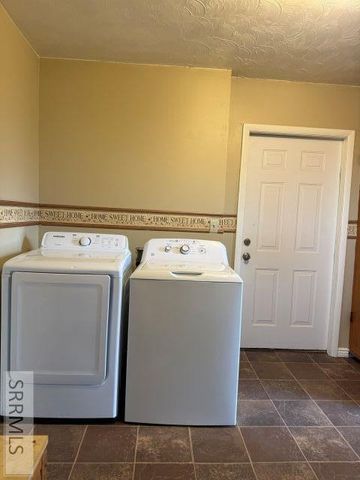 255 S 900 W, Blackfoot, ID 83221