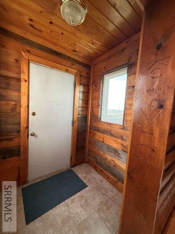Image 2 of property listing at 255 S 900 W, Blackfoot, ID 83221