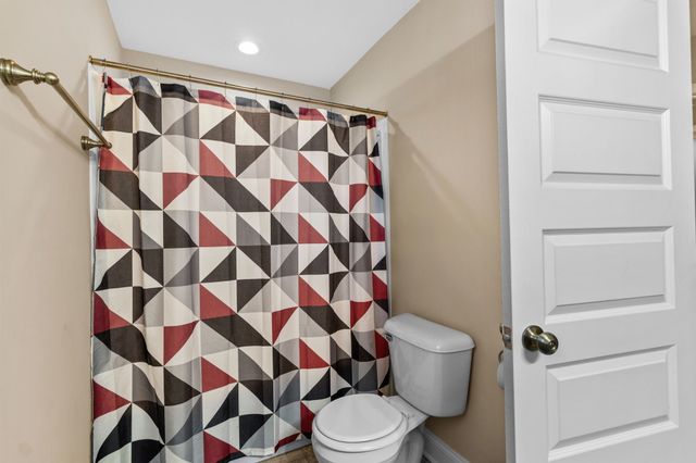 705 Banister Dr, Clarksville, TN 37042