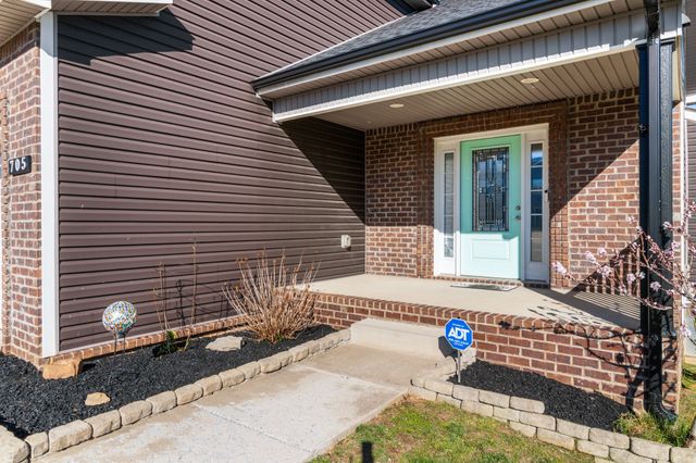 705 Banister Dr, Clarksville, TN 37042