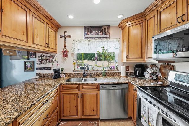1842 MICHIGAN AVENUE NE, St Petersburg, FL 33703
