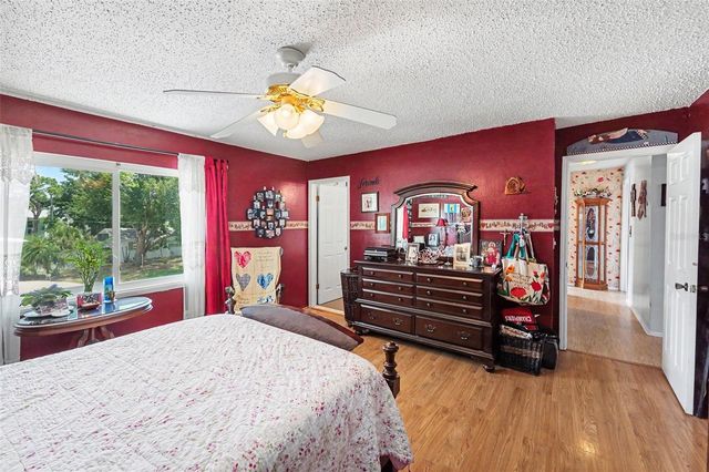 1842 MICHIGAN AVENUE NE, St Petersburg, FL 33703