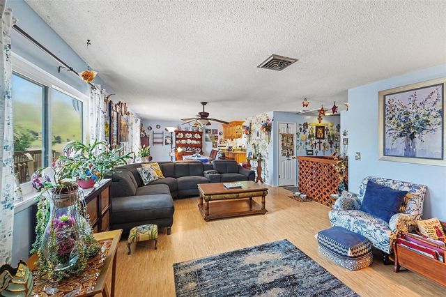 1842 MICHIGAN AVENUE NE, St Petersburg, FL 33703