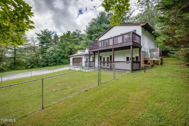 1102 Miller Drive, Jonesborough, TN 37659