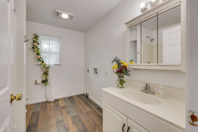 1102 Miller Drive, Jonesborough, TN 37659