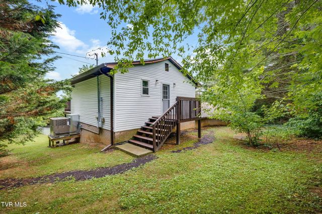 1102 Miller Drive, Jonesborough, TN 37659