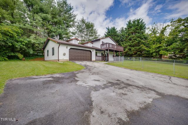 1102 Miller Drive, Jonesborough, TN 37659