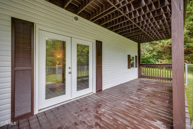1102 Miller Drive, Jonesborough, TN 37659