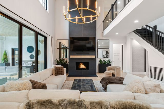 5112 Heron Hill Ln, Thompsons Station, TN 37179