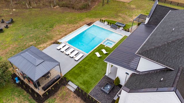 5112 Heron Hill Ln, Thompsons Station, TN 37179