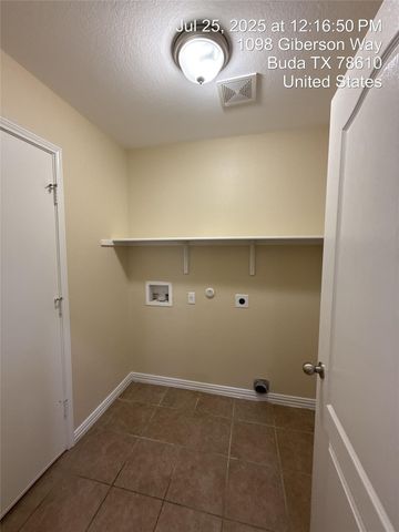 1098 Giberson WAY, Buda, TX 78610