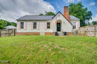 604 Parkway Boulevard, Elizabethton, TN 37643