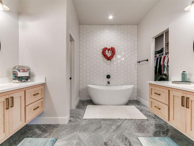 2209 Brentwood Boulevard, Norman, OK 73072