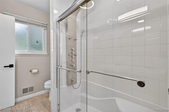 24915 Tallman Avenue, Warren, MI 48089