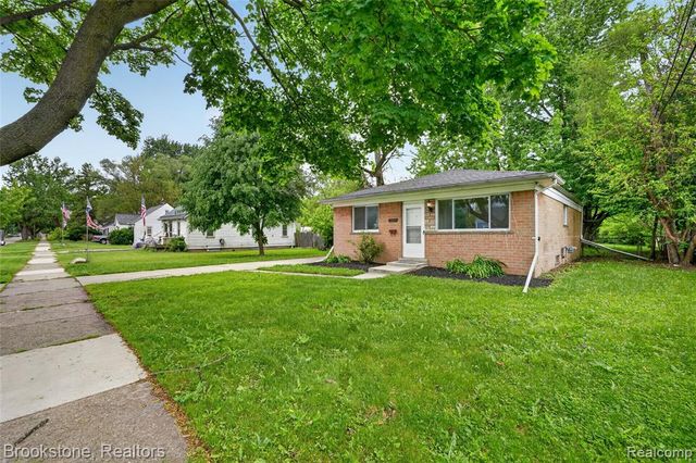 24915 Tallman Avenue, Warren, MI 48089
