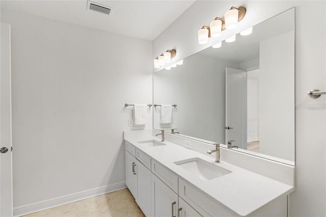 4811 HONEY DEW LANE, Bradenton, FL 34211