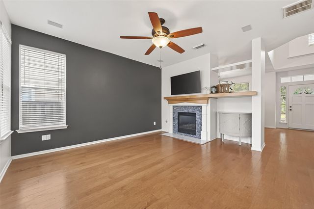 171 W Sundance Circle, The Woodlands, TX 77382