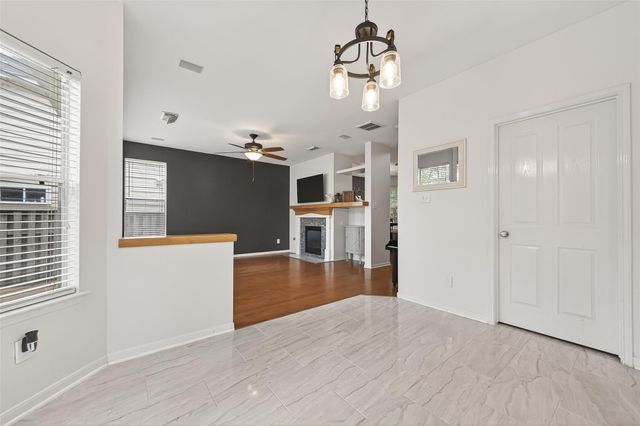 171 W Sundance Circle, The Woodlands, TX 77382