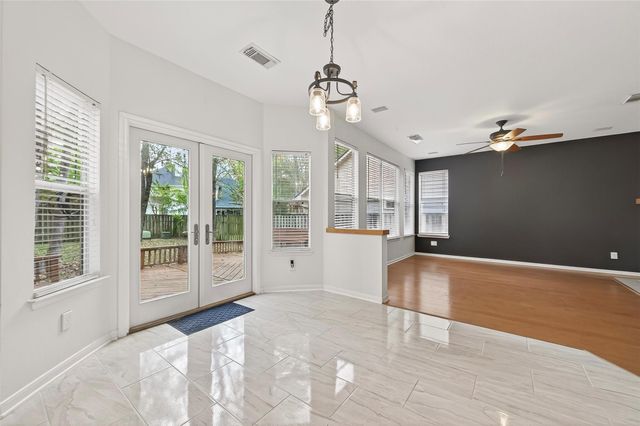 171 W Sundance Circle, The Woodlands, TX 77382