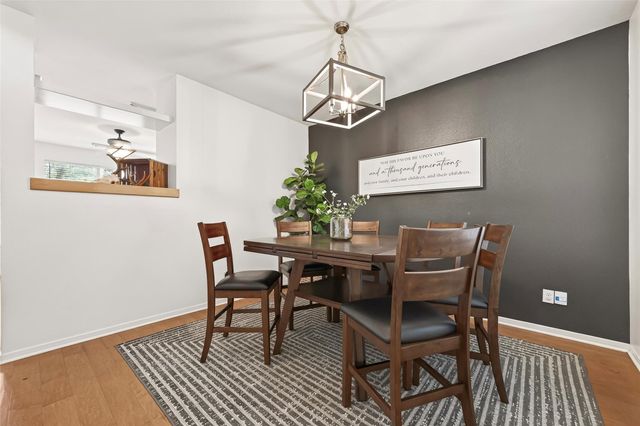 171 W Sundance Circle, The Woodlands, TX 77382