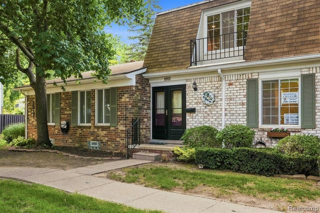 1813 Wickham, Royal Oak, MI 48073
