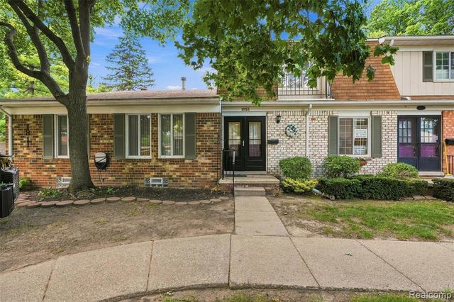 1813 Wickham, Royal Oak, MI 48073