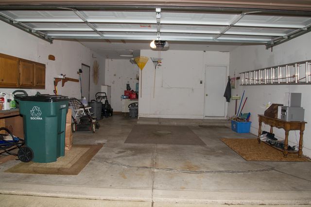 2188 Zenia Drive, Troy, MI 48083