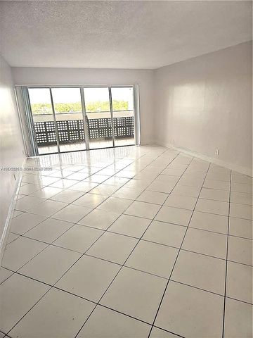 3301 Spanish Moss Ter 708, Lauderhill, FL 33319