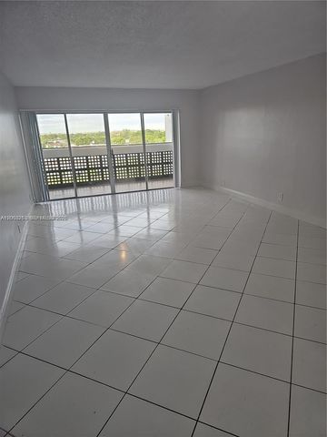 3301 Spanish Moss Ter 708, Lauderhill, FL 33319