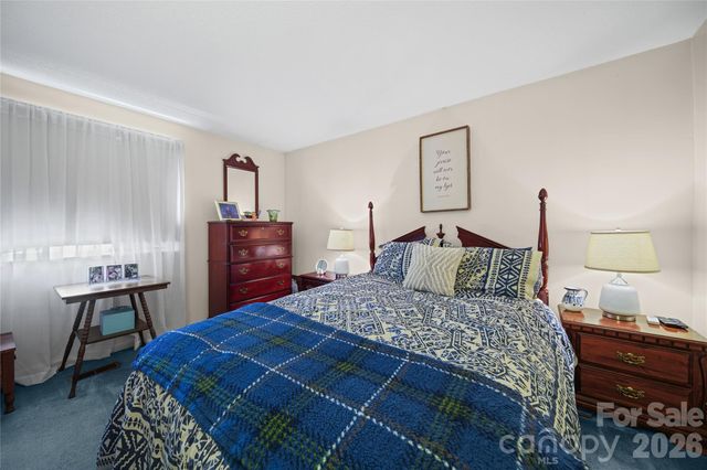7131 Wannamaker Lane, Charlotte, NC 28226