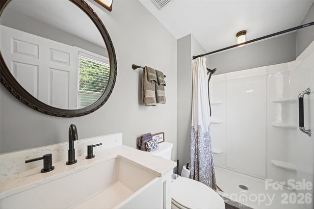 7131 Wannamaker Lane, Charlotte, NC 28226