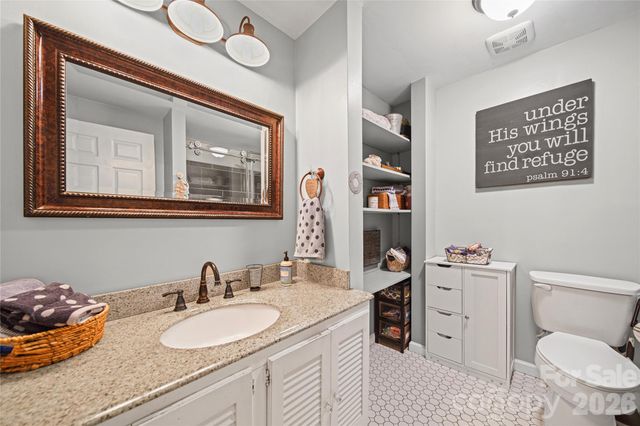 7131 Wannamaker Lane, Charlotte, NC 28226