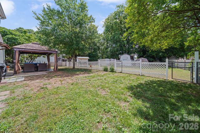 7131 Wannamaker Lane, Charlotte, NC 28226