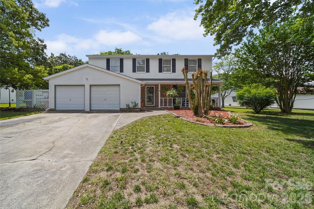 7131 Wannamaker Lane, Charlotte, NC 28226