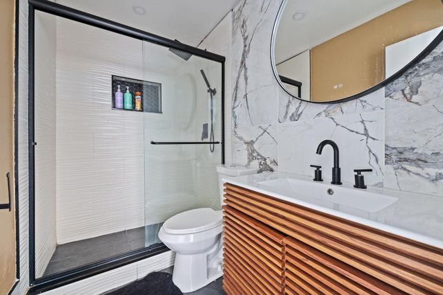 739 NE 13th Court, Fort Lauderdale, FL 33304