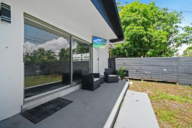 739 NE 13th Court, Fort Lauderdale, FL 33304