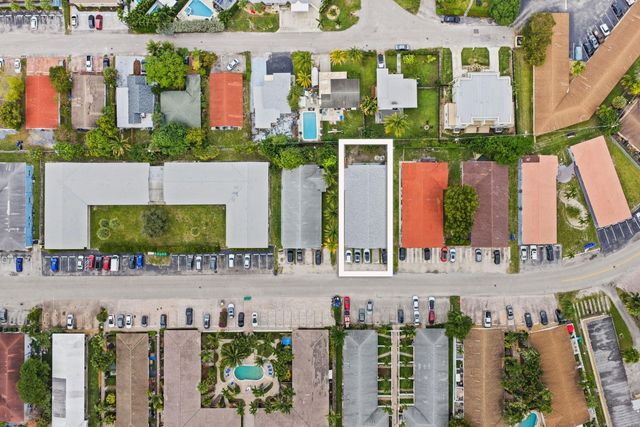 739 NE 13th Court, Fort Lauderdale, FL 33304