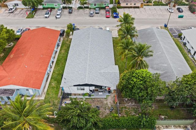 739 NE 13th Court, Fort Lauderdale, FL 33304