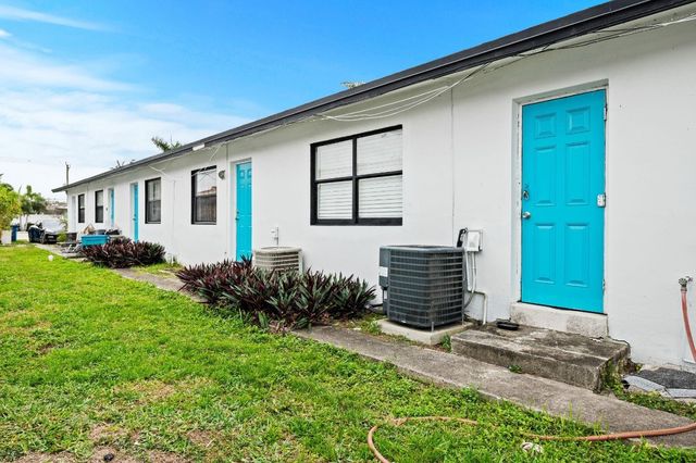 739 NE 13th Court, Fort Lauderdale, FL 33304