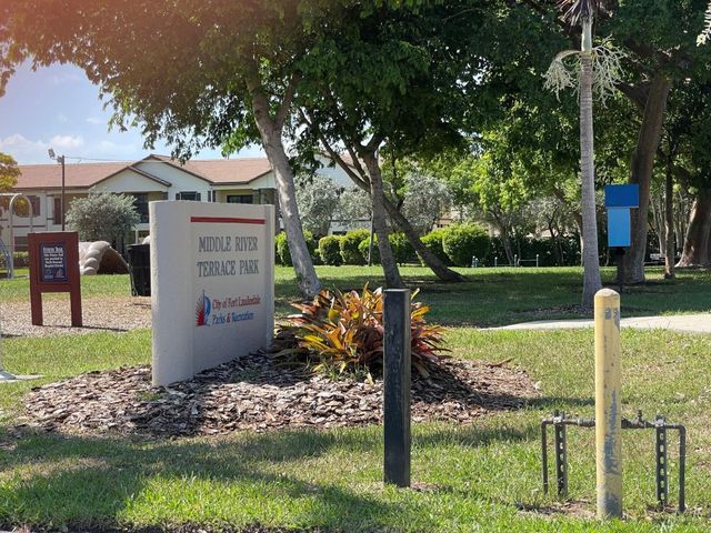 739 NE 13th Court, Fort Lauderdale, FL 33304