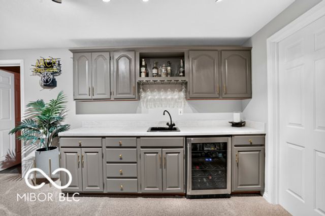 10504 Chestnut Hill Circle, Fishers, IN 46037