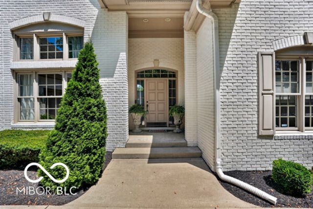 10504 Chestnut Hill Circle, Fishers, IN 46037