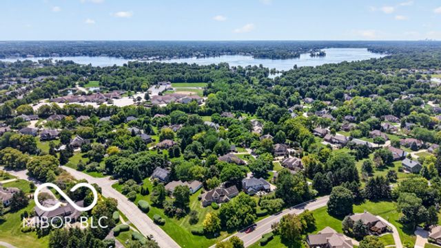 10504 Chestnut Hill Circle, Fishers, IN 46037