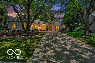 10504 Chestnut Hill Circle, Fishers, IN 46037