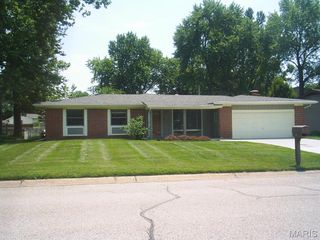 150 Cole Boulevard, St Charles, MO 63301