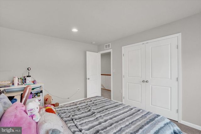 141 MOOREFIELD ST, Mechanicsburg, PA 17055